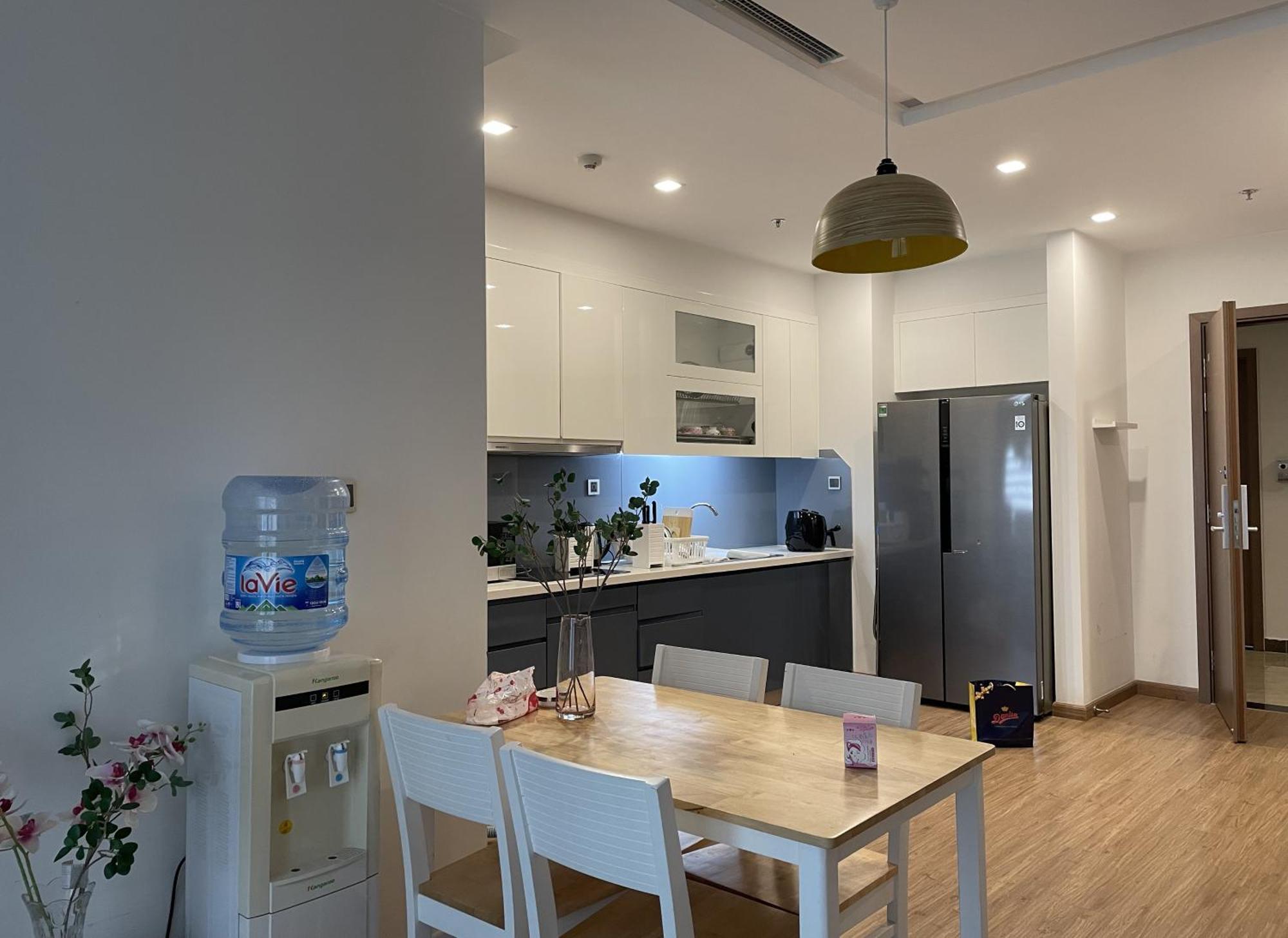 150 négyzetméteres, 2 hálószobás, 2 saját fürdőszobával rendelkező Apartman Ba Dinh negyed területé Hanoi Kültér fotó