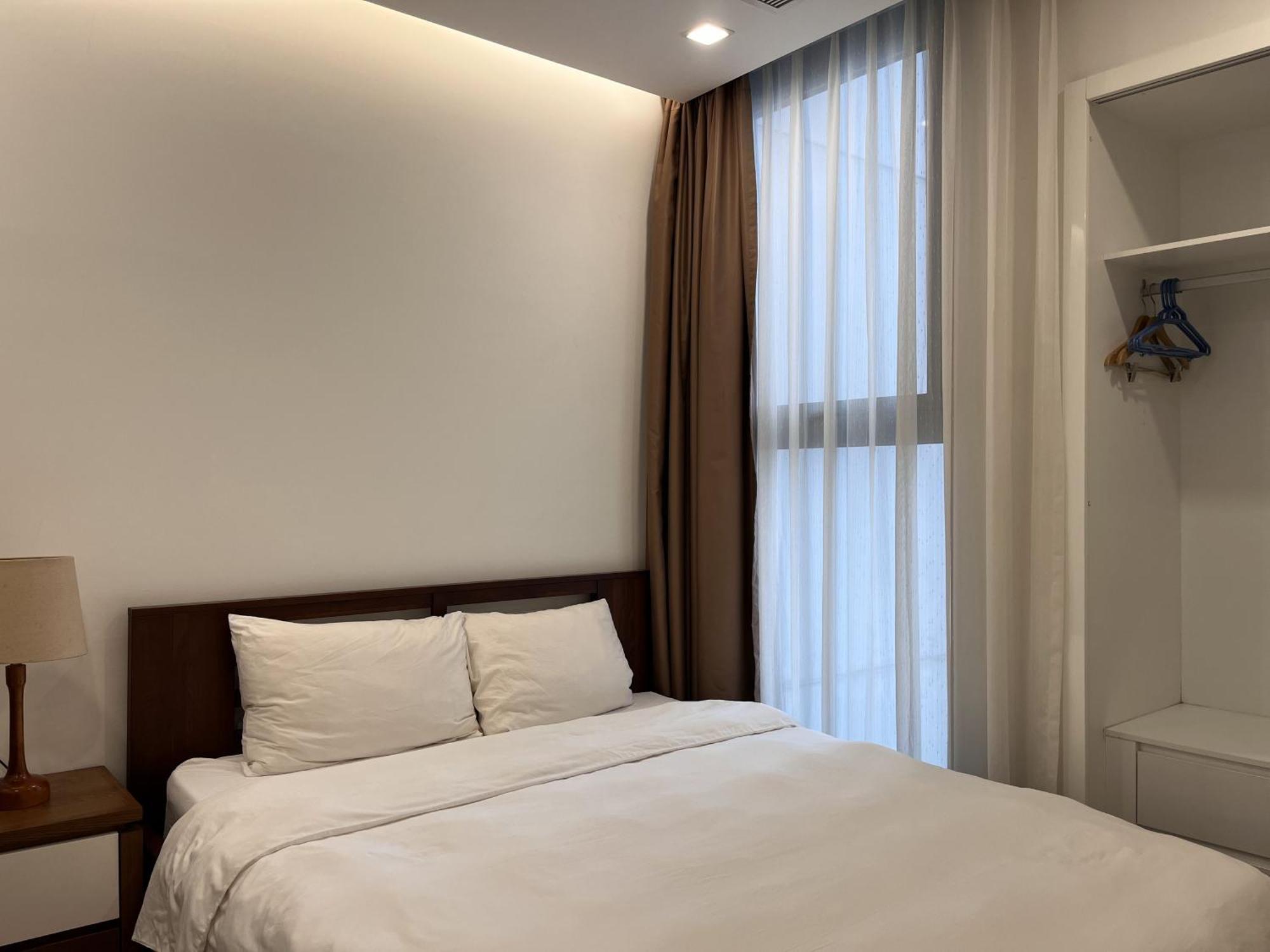 150 négyzetméteres, 2 hálószobás, 2 saját fürdőszobával rendelkező Apartman Ba Dinh negyed területé Hanoi Kültér fotó