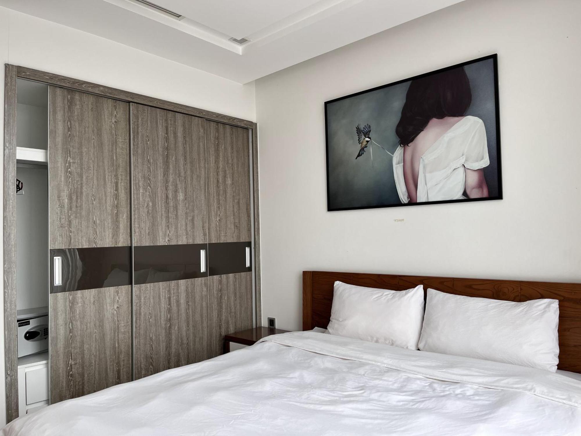 150 négyzetméteres, 2 hálószobás, 2 saját fürdőszobával rendelkező Apartman Ba Dinh negyed területé Hanoi Kültér fotó