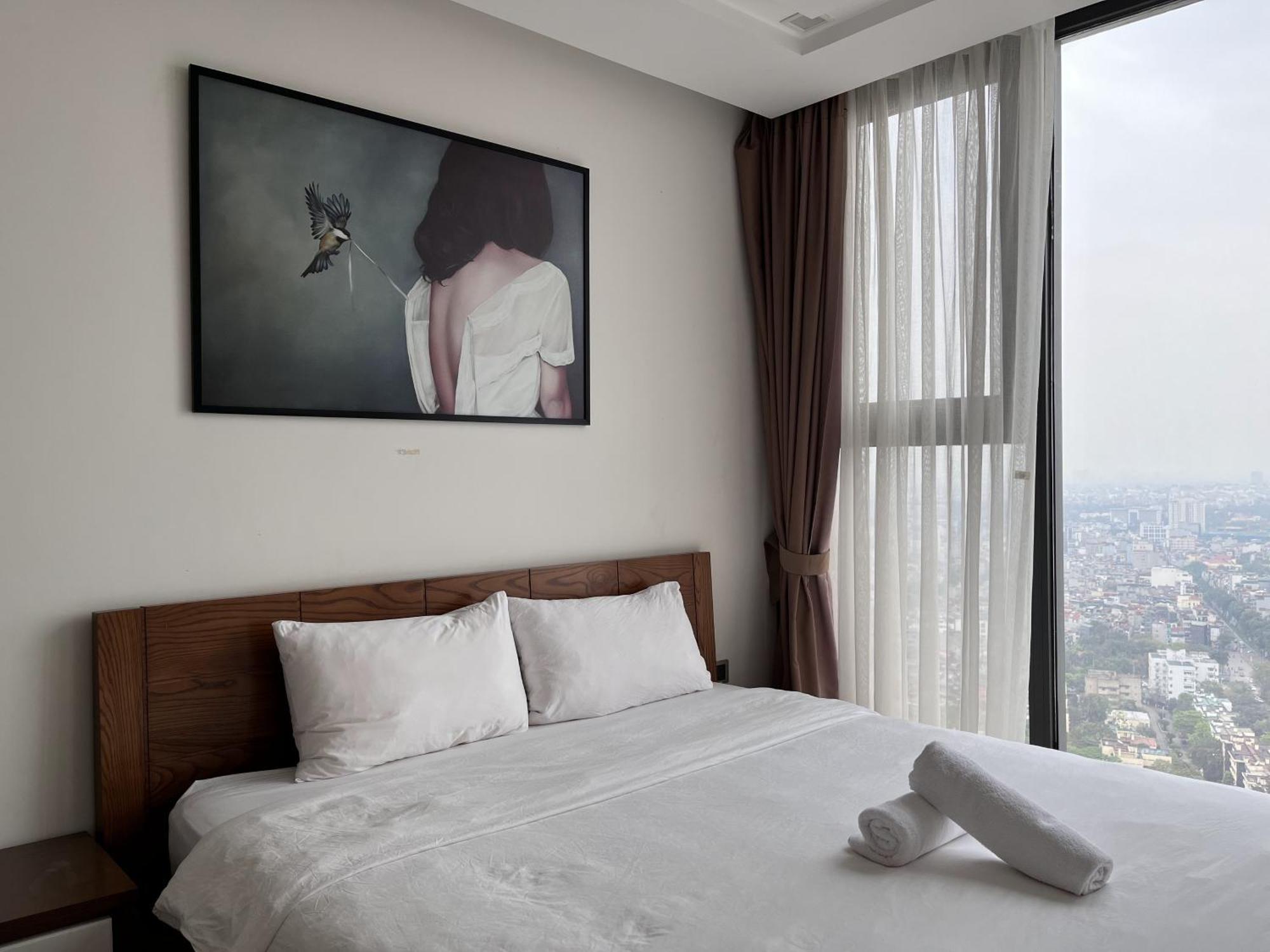 150 négyzetméteres, 2 hálószobás, 2 saját fürdőszobával rendelkező Apartman Ba Dinh negyed területé Hanoi Kültér fotó