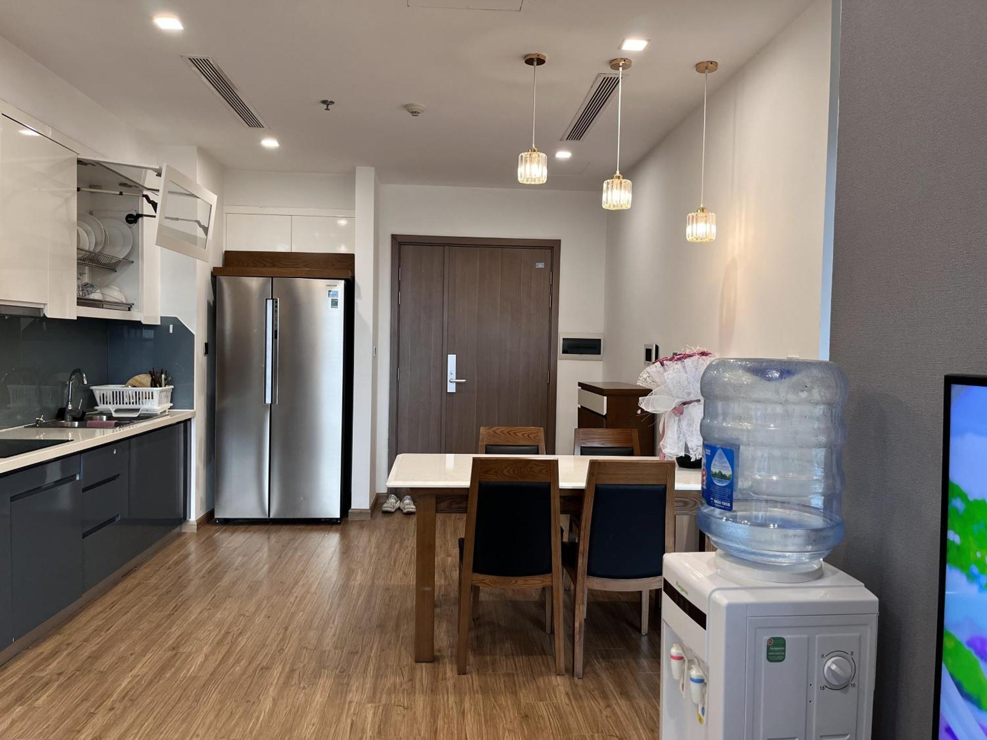 150 négyzetméteres, 2 hálószobás, 2 saját fürdőszobával rendelkező Apartman Ba Dinh negyed területé Hanoi Kültér fotó