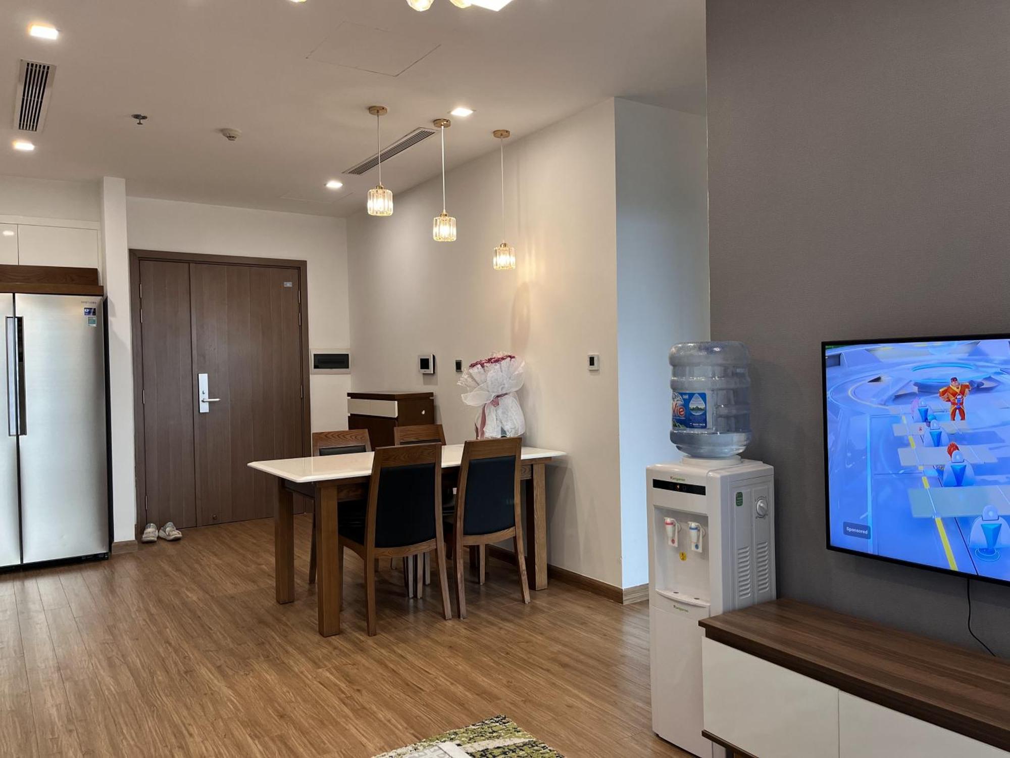 150 négyzetméteres, 2 hálószobás, 2 saját fürdőszobával rendelkező Apartman Ba Dinh negyed területé Hanoi Kültér fotó